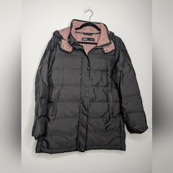 ZARA Black Puffer Coat with Plaid Lining – Size Small Medium Winter Long Line - Picture 2 of 6